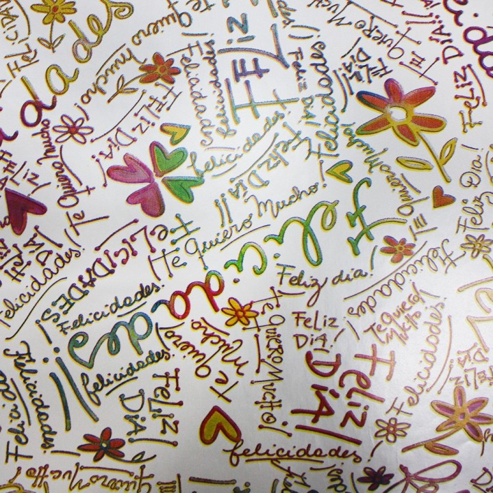 Bobina de Papel de Regalo Felicidades Varios Colores 62cms 80m