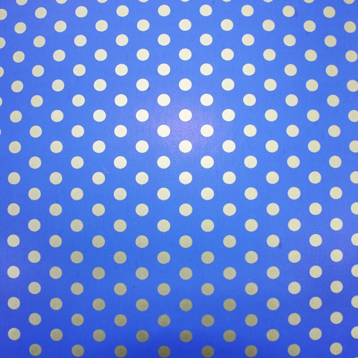 Bobina de Papel de Regalo Fondo Azul con Topos Oro 62cms 80m